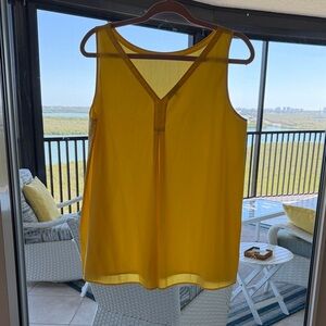 Lafayette 148 New York Yellow V-Neck Sleeveless reversible sleeveless top